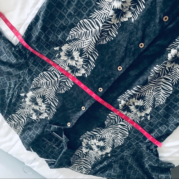 TOMMY BAHAMA | Silk - Picture 14 of 16